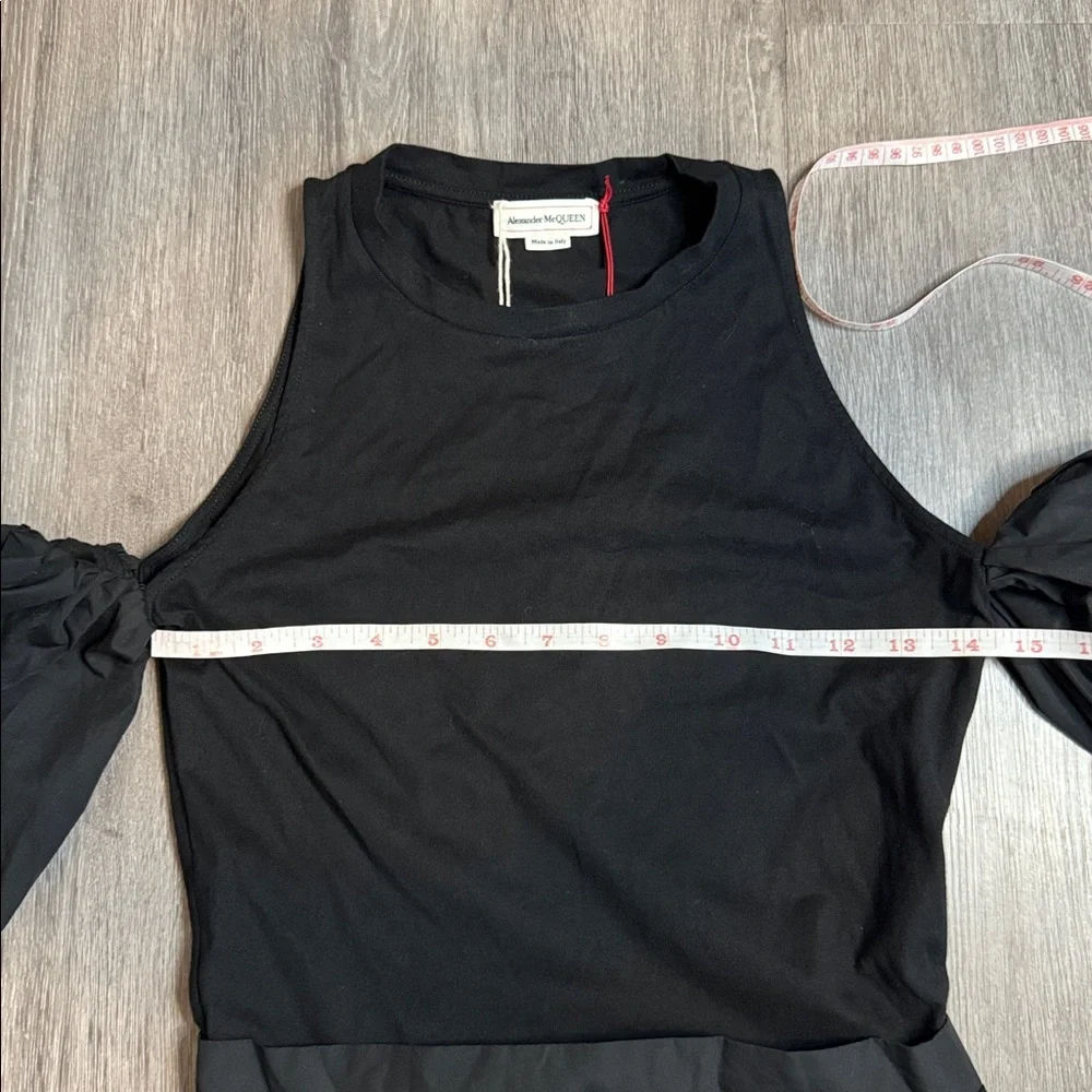 NWT Alexander McQueen Off Shoulder Cotton Top with Puff Sleeves in Black - Picture 11 of 13